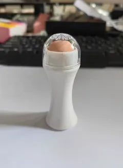 V-Roll - Facial Oil Control 