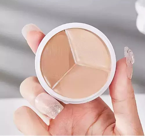 Luni 3 - The Smart Concealer that Adapts to Your Skin