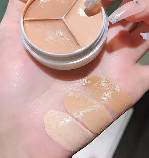 Luni 3 - The Smart Concealer that Adapts to Your Skin